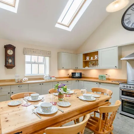 1 Bed In Thirsk Oc-40354 Holiday home